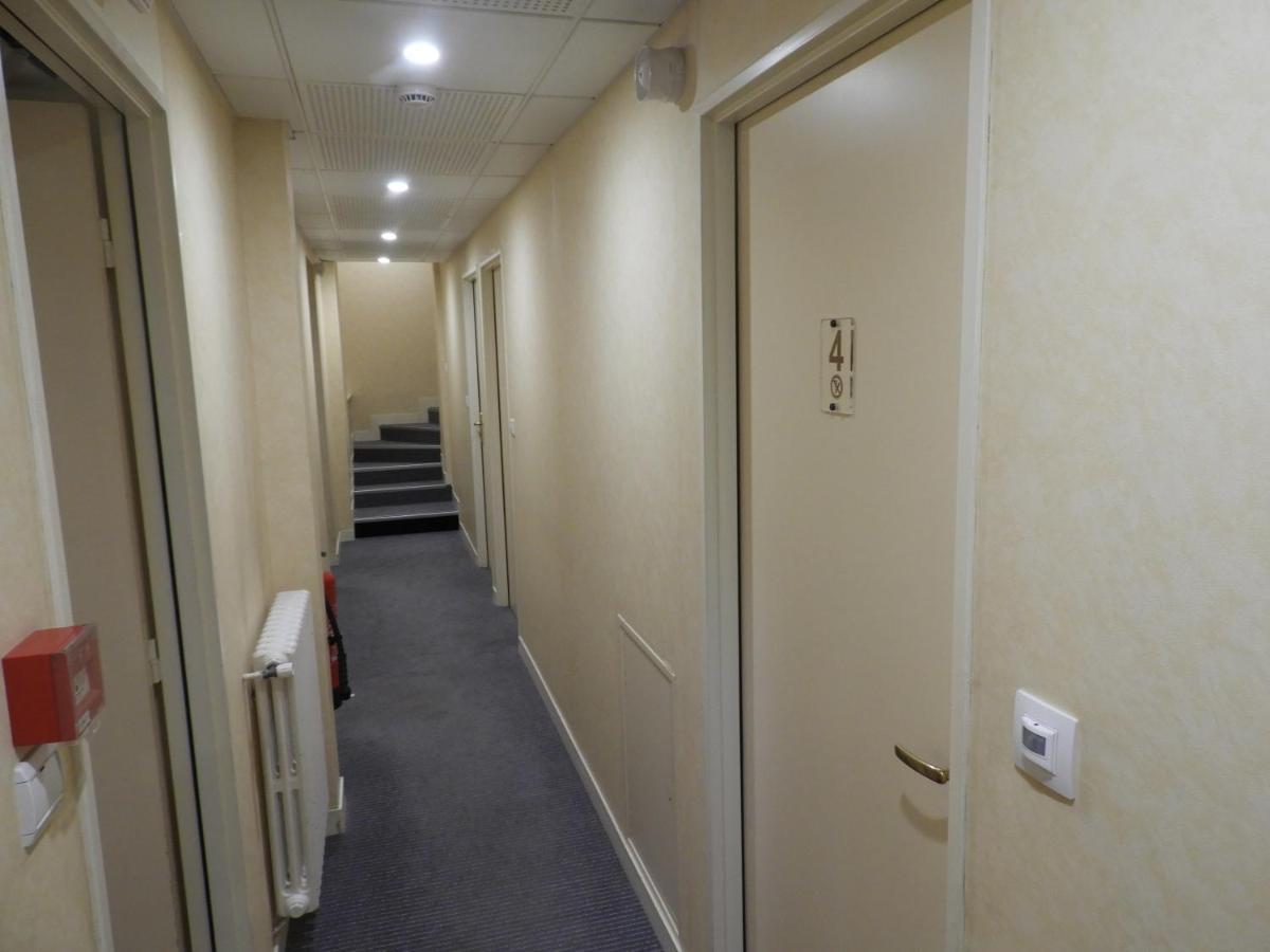 Logis Le Pelican Hotel