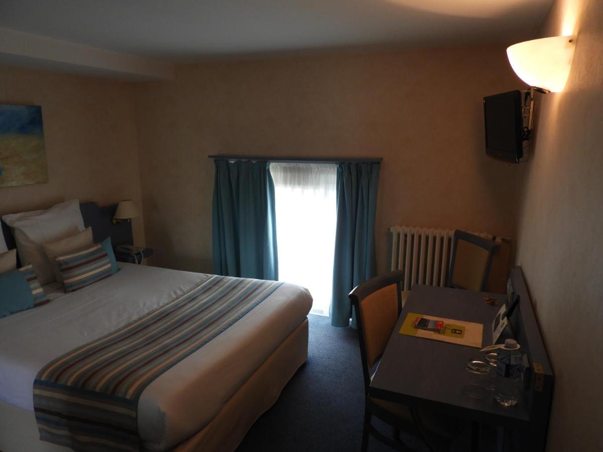 Logis Le Pelican Vernantes