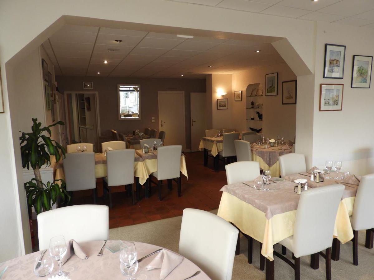 Hotel Logis Le Pelican 3*