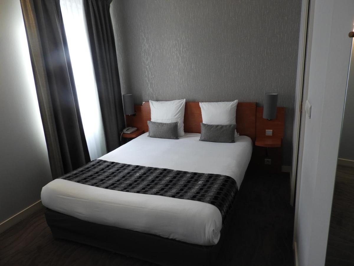 Logis Le Pelican Hotel 3*